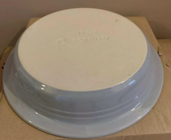 LE CREUSET Stoneware Gloss Grey Pie Dish - 30cm